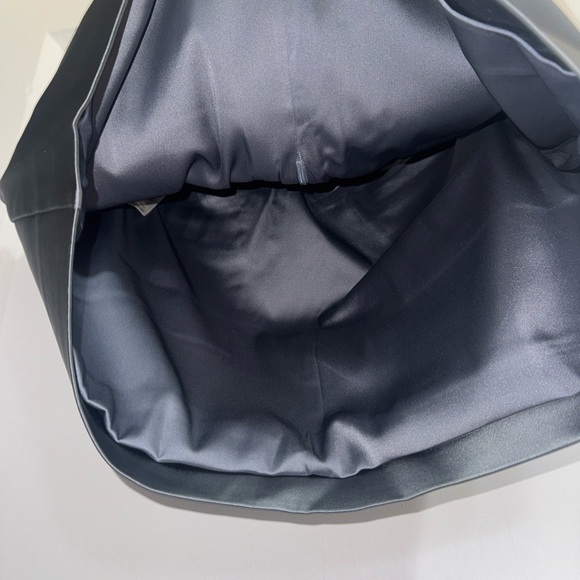 Aritzia Babaton Stationery Satin Skirt - Picture 6 of 6